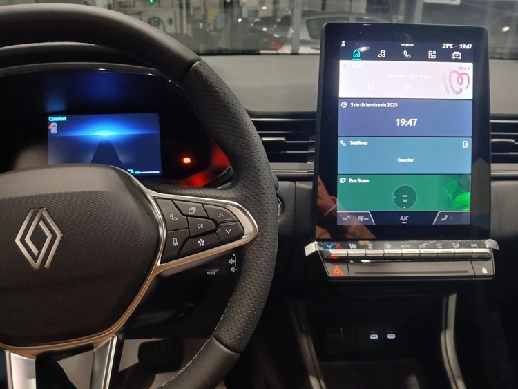 Renault Captur Techno E-tech Híbrido foto 7